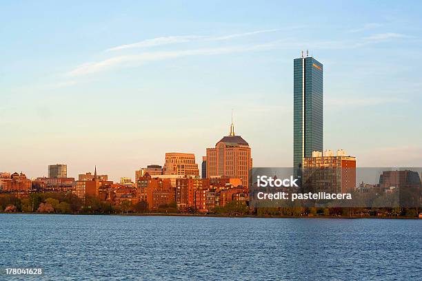 보스턴 0명에 대한 스톡 사진 및 기타 이미지 - 0명, 강, 건물 외관