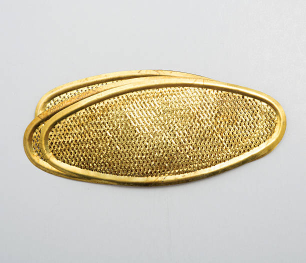 istock Obsolete gold metal products 178044368