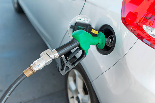 istock Gast Station Filling Up Car 178049632