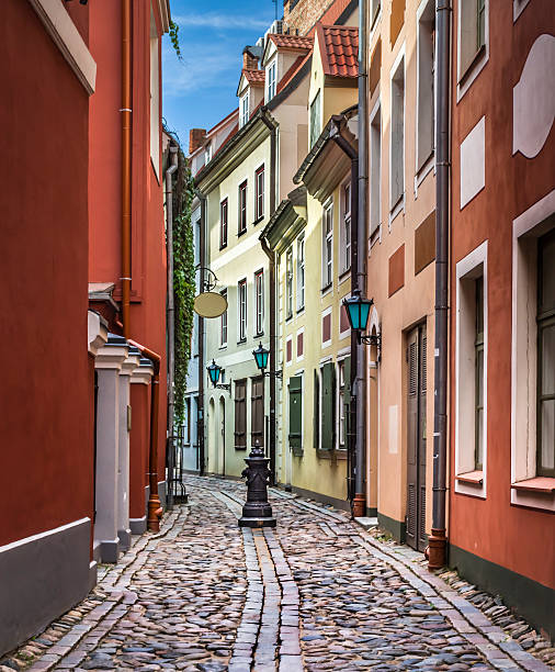 istock Narrow street in old Riga, Latvia 178052645