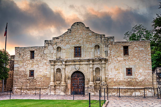 istock The Alamo, San Antonio, TX 178055296