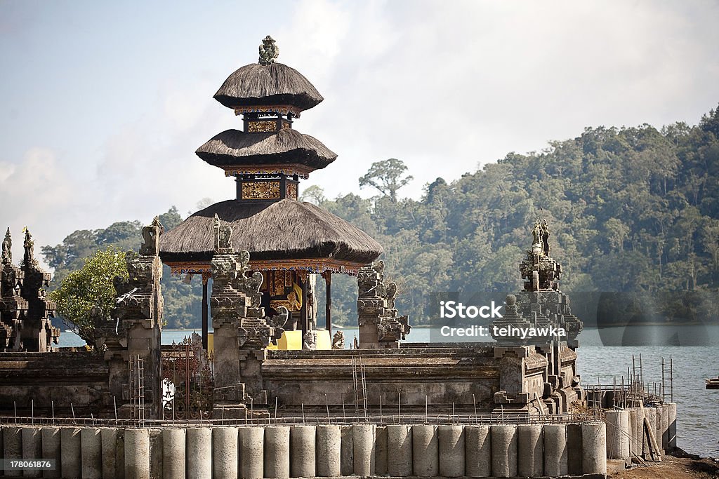 Ulun Danu świątyni w Bali Indonezja - Zbiór zdjęć royalty-free (Architektura)