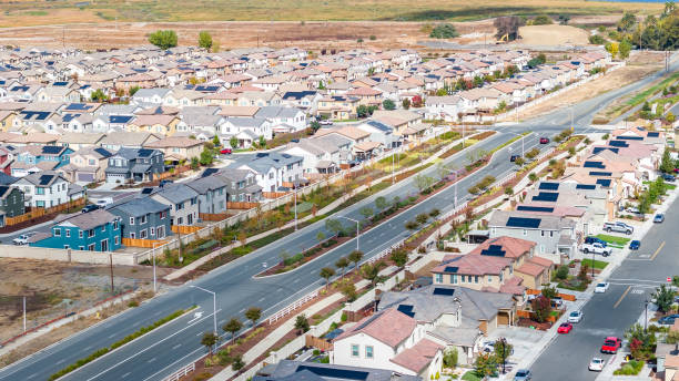 istock Suburban Living in California 1780627785