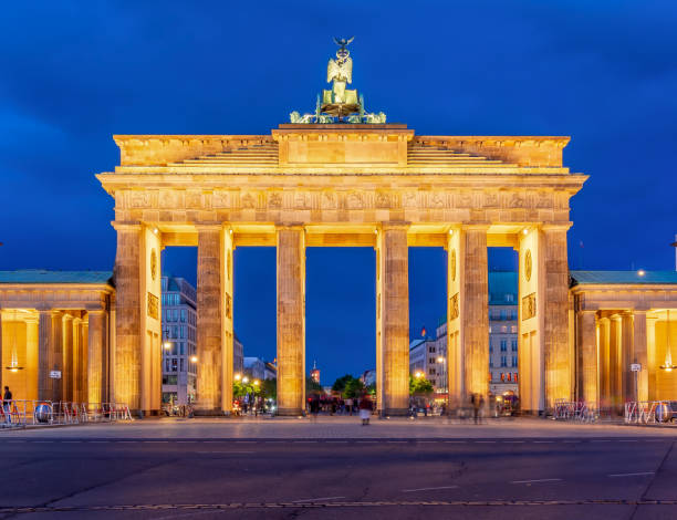 istock Brandenburg Gate (Brandenburger Tor) on Pariser square at night, Berlin, Germany 1780631819