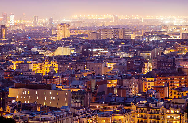 istock night view of picturesque metropolitan 178066889