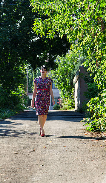 istock Walking in the alley 178069955