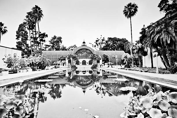 istock Botanical Building at Balboa Park 178073057