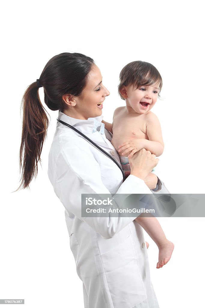 Bela médica segurando um Bebê - Royalty-free Pediatra Foto de stock