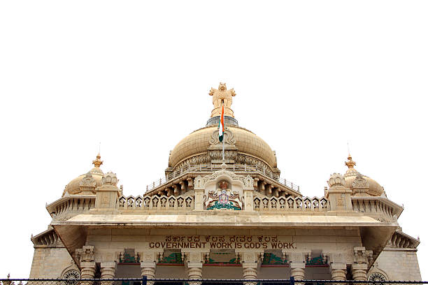 bangalore, índia - bangalore india parliament building vidhana soudha imagens e fotografias de stock