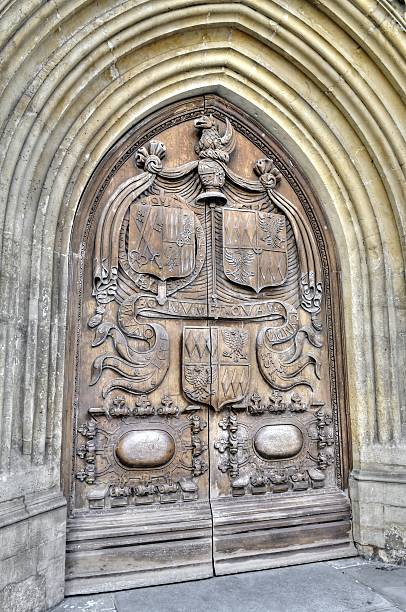 istock Ornate door Bath Abbey 178078719