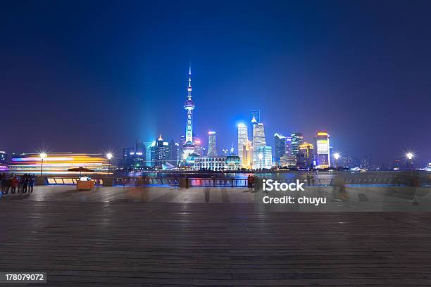 Ночной Шанхай — стоковые фотографии и другие картинки Азия - Азия, Башня, Без людей