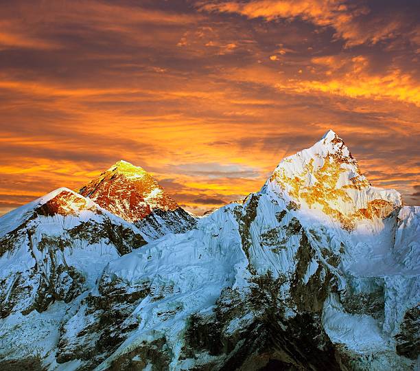 istock Evening colored view of Everest from Kala Patthar 178082078