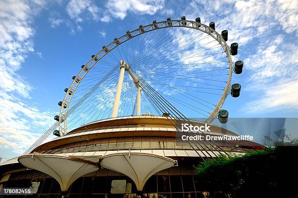 Noria Foto de stock y más banco de imágenes de Ciudad de Singapur - Ciudad de Singapur, Rueda, Aire libre