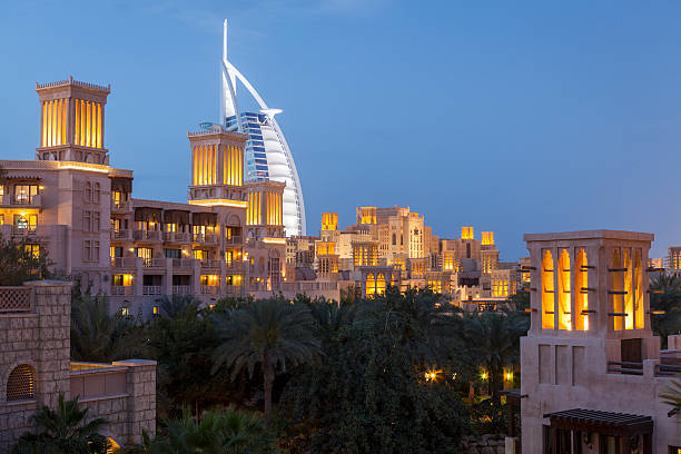 burj al arab. - madinat jumeirah hotel imagens e fotografias de stock