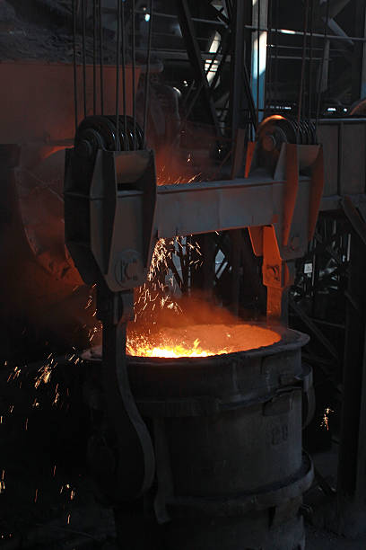 istock red-hot molten steel 178084146