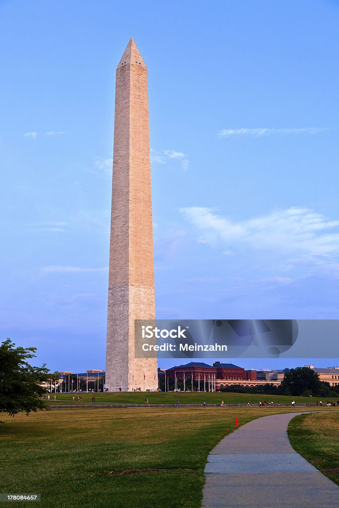 Vista del monumento a Washington y al aire libre - Foto de stock de Aire libre libre de derechos
