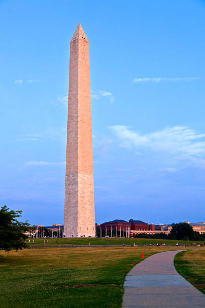 istock Outdoor view of Washington Monument 178084657