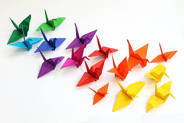 origami dźwigi - japan isolated origami red zdjęcia i obrazy z banku zdjęć