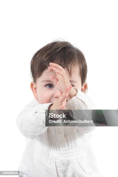 Baby Mit Einem Karategeste Stockfoto und mehr Bilder von Aggression - Aggression, Baby, Babybekleidung