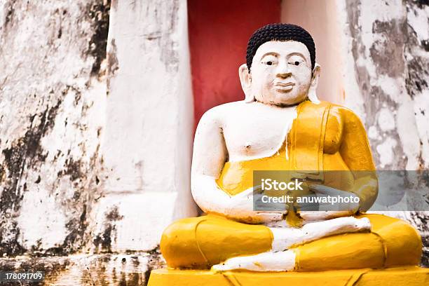 Statua Del Buddha Thailandia - Fotografie stock e altre immagini di Amore - Amore, Buddha, Buddismo