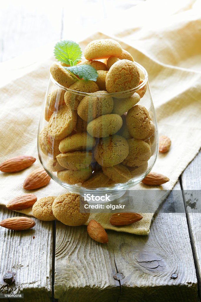 Amande douce cookies et biscuits (amaretti) - Photo de Aliment libre de droits