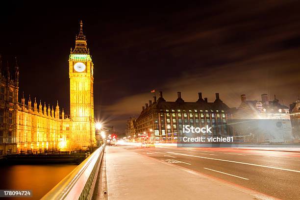 Big Ben De Londres Desde El Puente De Westminster Foto de stock y más banco de imágenes de Abadía - Abadía, Aire libre, Anochecer