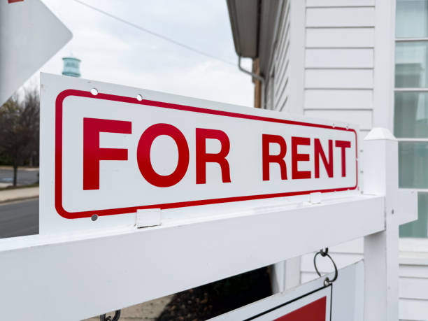 istock For Rent Sign 1781000550