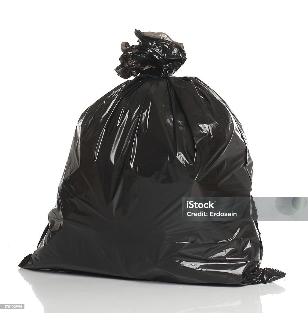 Черный Мешок для мусора Изолирован на белом bacground - Стоковые фото Мешок для мусора роялти-фри