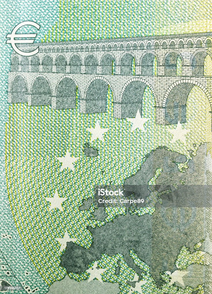 Nuevo billete de banco de cinco euros - Foto de stock de Primer plano libre de derechos