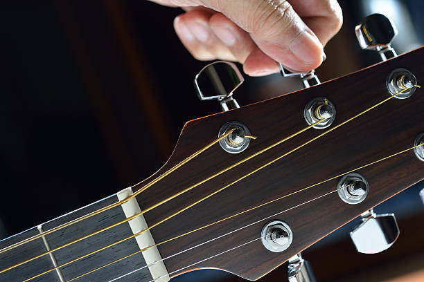 guitarra - tuning knob fotografías e imágenes de stock