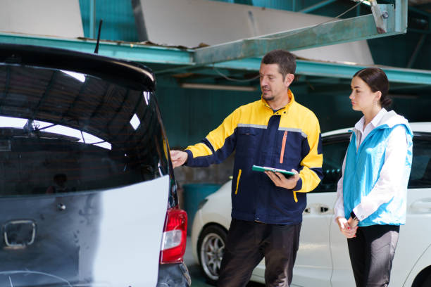 istock Insurance claim officer talking with client. 1781147959