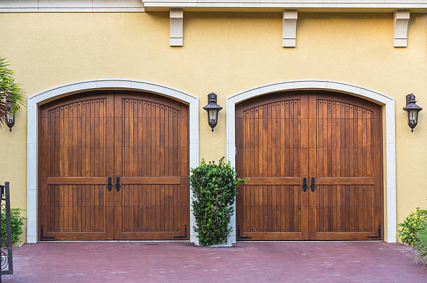 istock Two car wooden arch garage 178118780