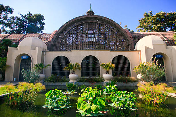 istock Botanical Building in San Diego 178122701