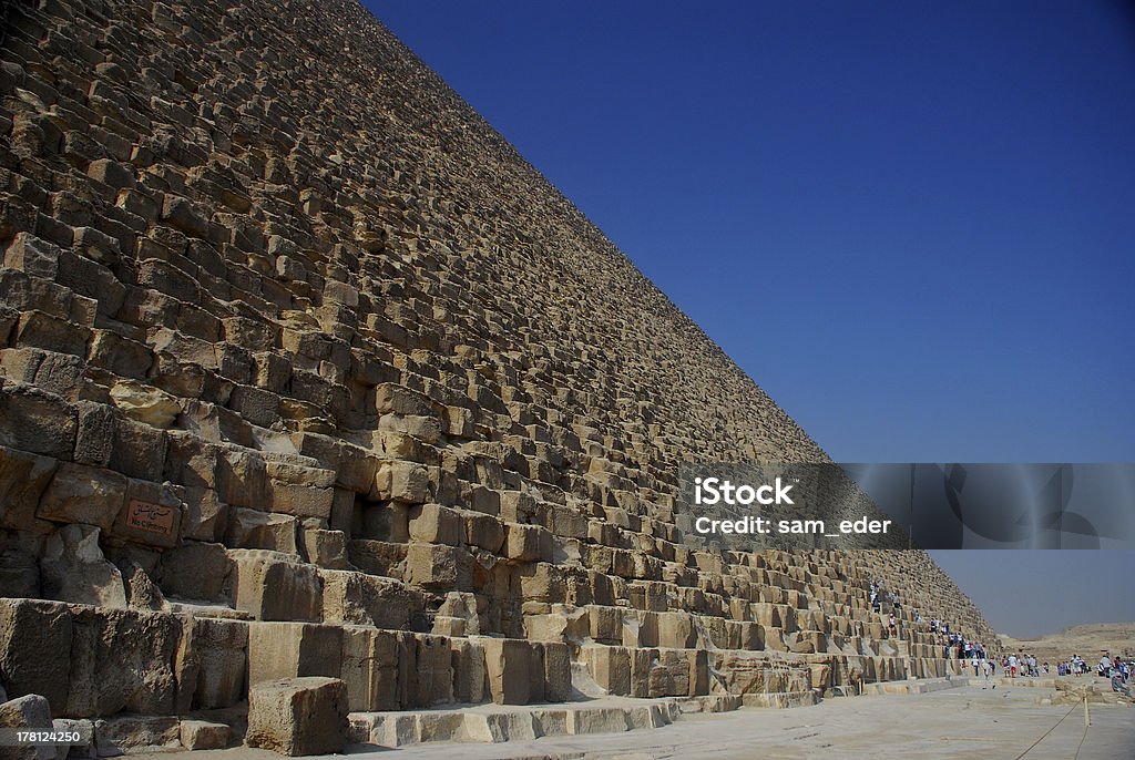 Pyramide et ciel bleu - Photo de Afrique libre de droits