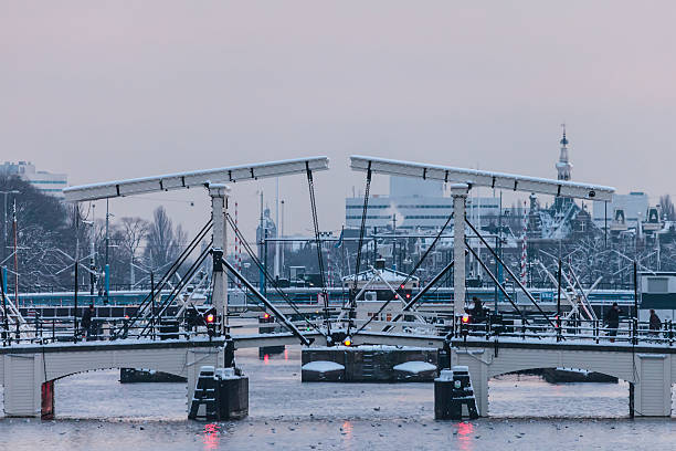 istock Canal bridge during wintertime in Amsterdam 178124547