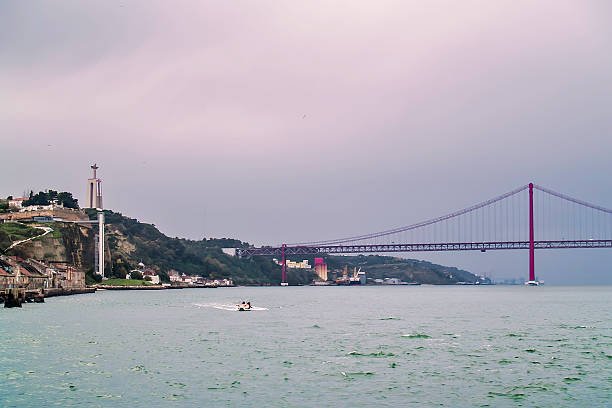 istock Coastline in front of Lisbon 178128022
