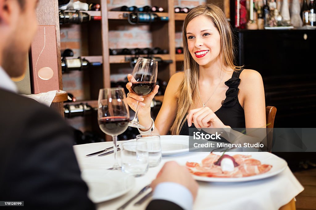 Cena romántica - Foto de stock de Acontecimiento libre de derechos