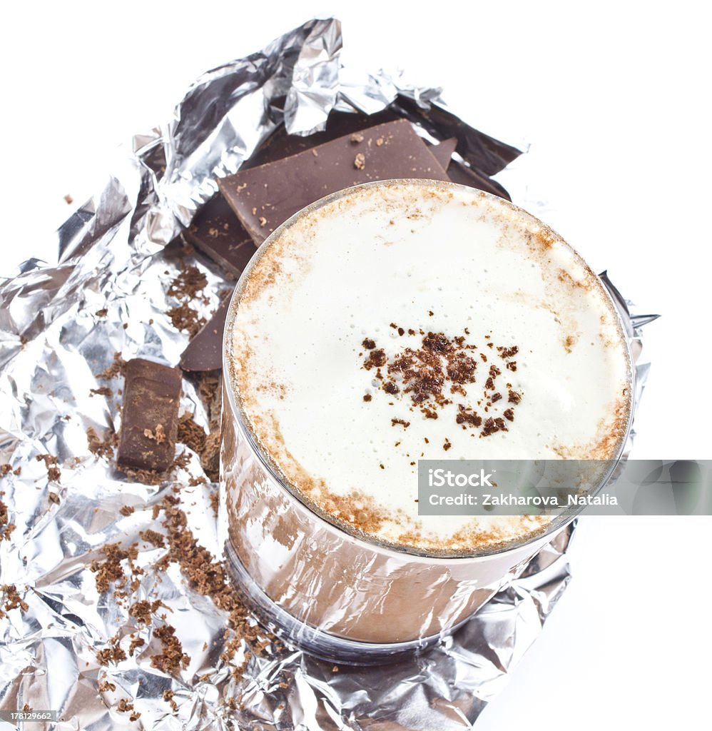 アイスコーヒーとチョコレートブレンドのフラッペに白背景 - やわらかのロイヤリティフリーストックフォト
