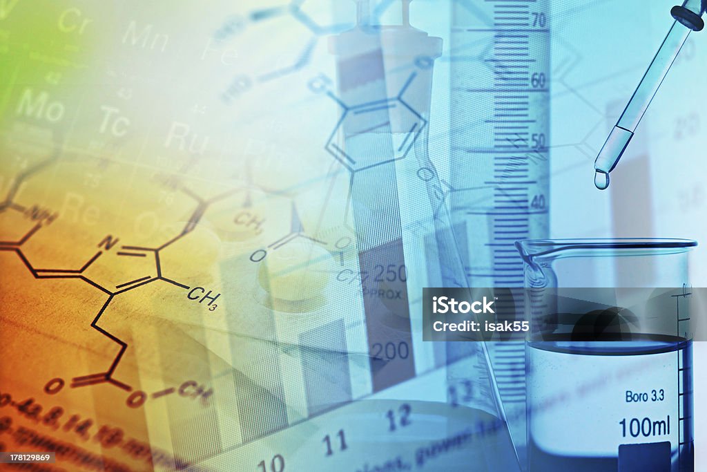 Ciência fórmula química e tablets. - Foto de stock de Laboratório royalty-free