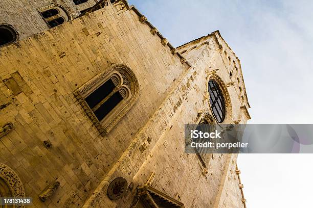 Kościół Z Poniżej - zdjęcia stockowe i więcej obrazów Apulia - Apulia, Architektura, Barletta