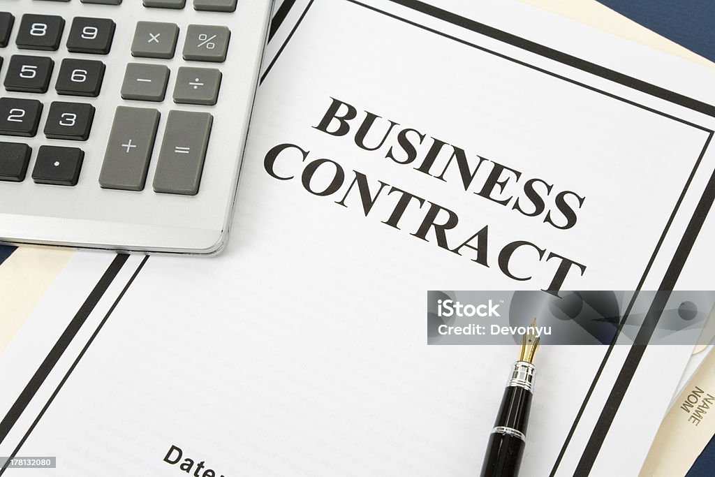 Contrato de negócios - Foto de stock de Calculadora royalty-free