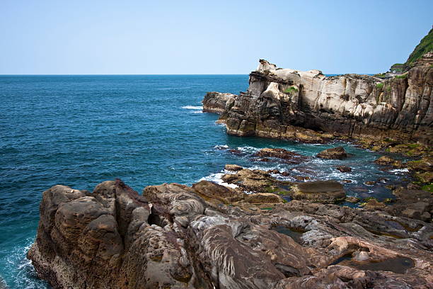 istock landscape of ocean 178132996
