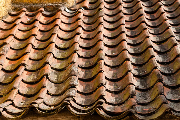 istock Culross Palace pantile roof. 178134218