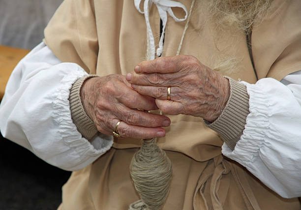 istock hands of an elderly woman 178136434