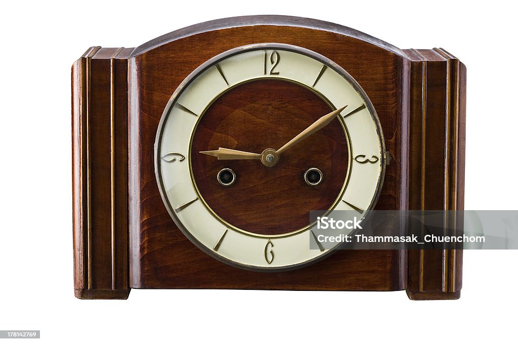 Zegar wykonane z drewna - Zbiór zdjęć royalty-free (Antyczny)