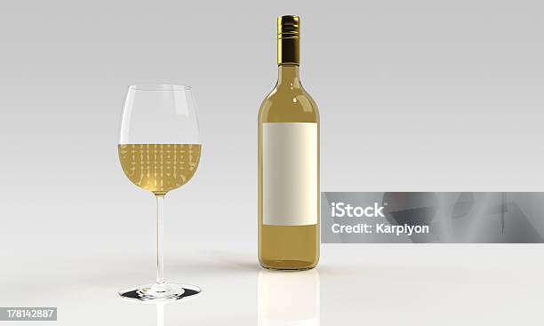 Foto de Garrafa De Vinho Branco Com Vidro Isolado e mais fotos de stock de Abstrato - Abstrato, Alcoolismo, Bar