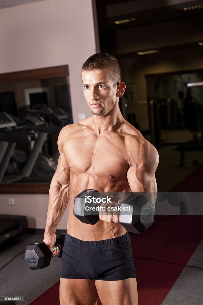 Bodybuilder entraînement - Photo de Abdomen libre de droits