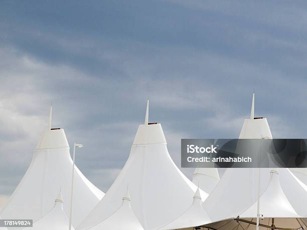 Foto de Aeroporto Internacional De Denver e mais fotos de stock de Aeroporto - Aeroporto, Aeroporto Internacional de Denver, Azul