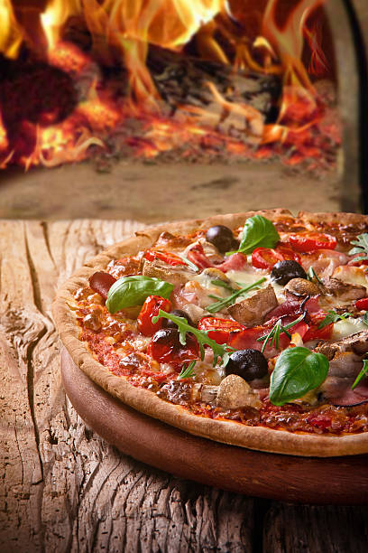 istock Delicious italian pizza 178157116