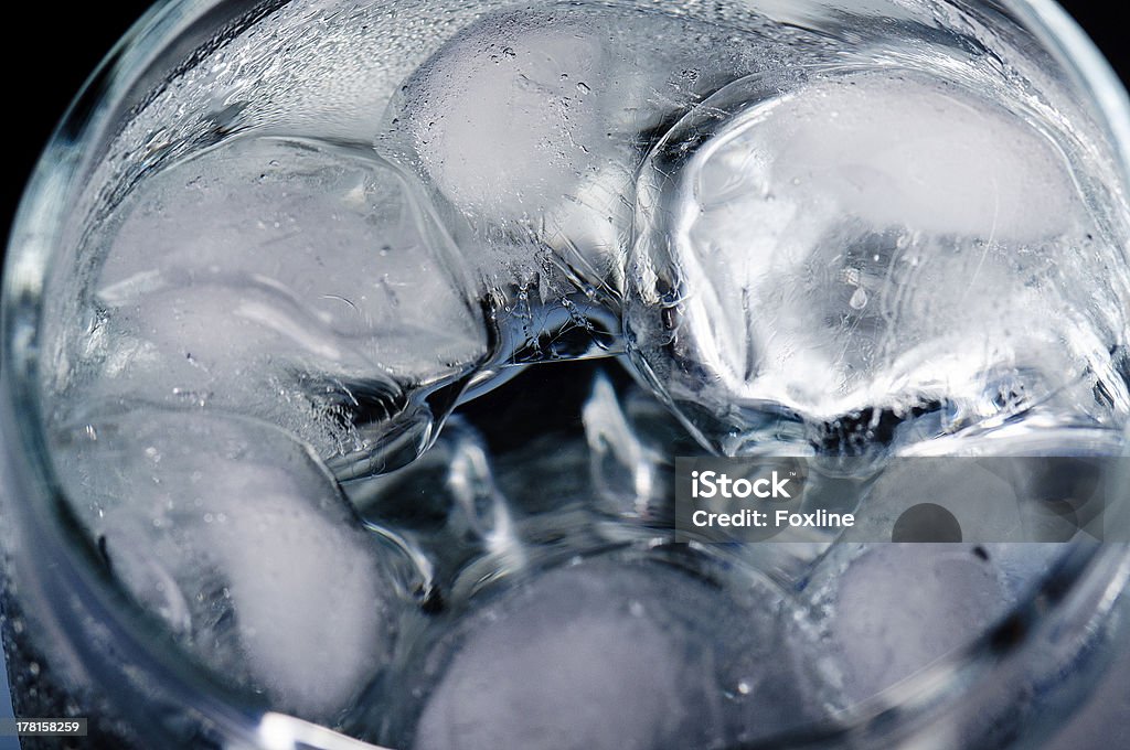 Copo de água com gelo - Foto de stock de Bebida royalty-free